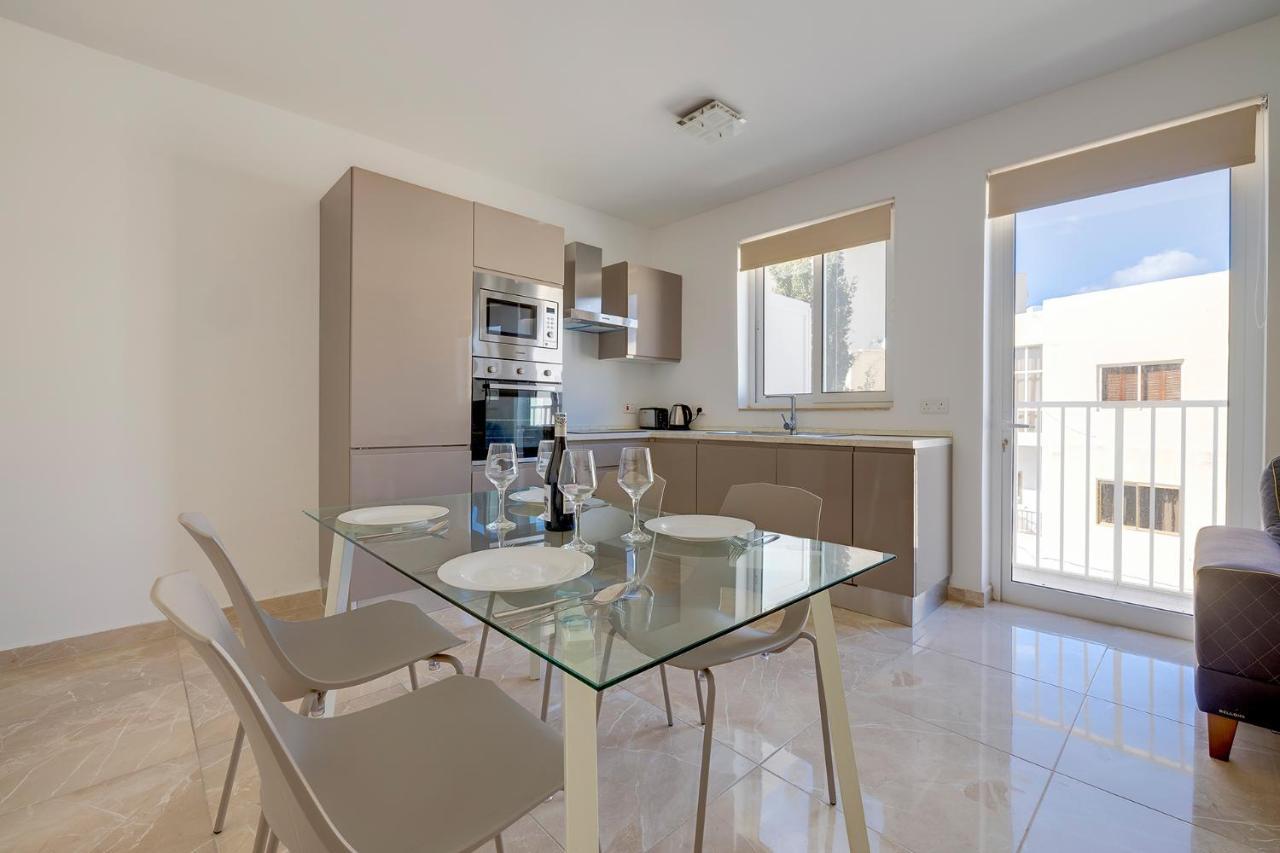 Modern 2Br Apartment In Central St Julian'S San Ġiljan Exterior foto